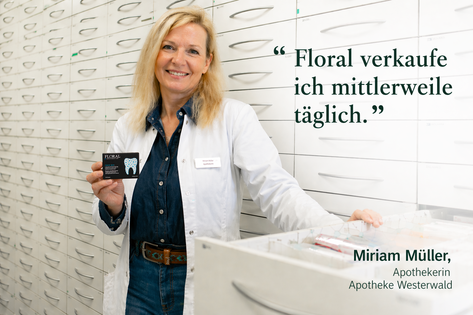 Miriam Müller, Apothekerin der Apotheke Westerwald, mit Floral Dentalac® CLN®
